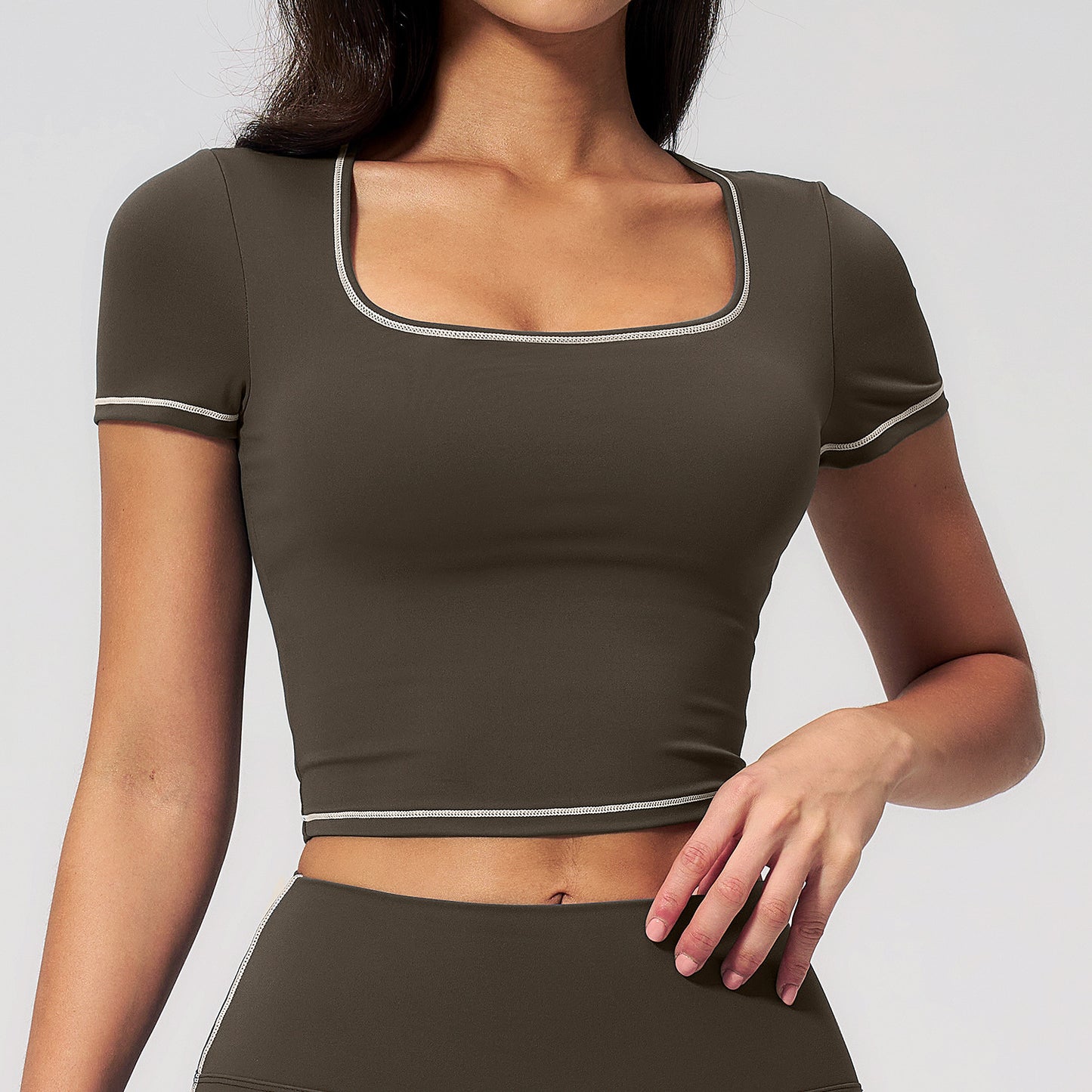 Custom Logo 2036 Crop Top | Low MOQ Wholesale | Color-Block Tight Gym Shirt | fouregg