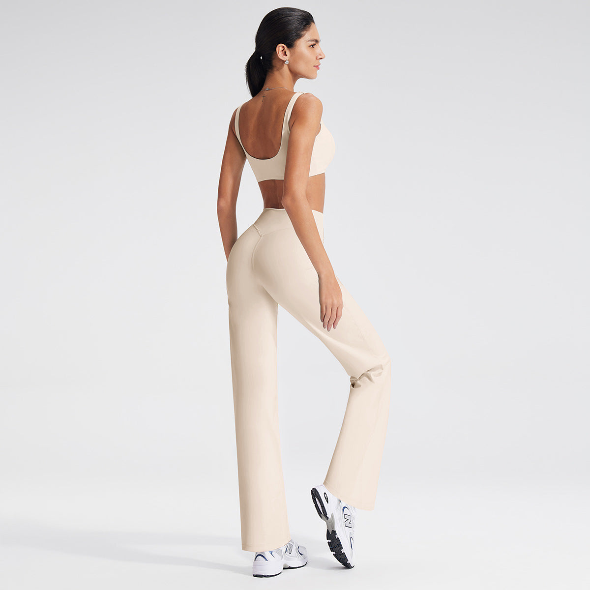 Wholesale U-Neck Deep V Open-Back Yoga Bra & Tank Set | bulk| fouregg