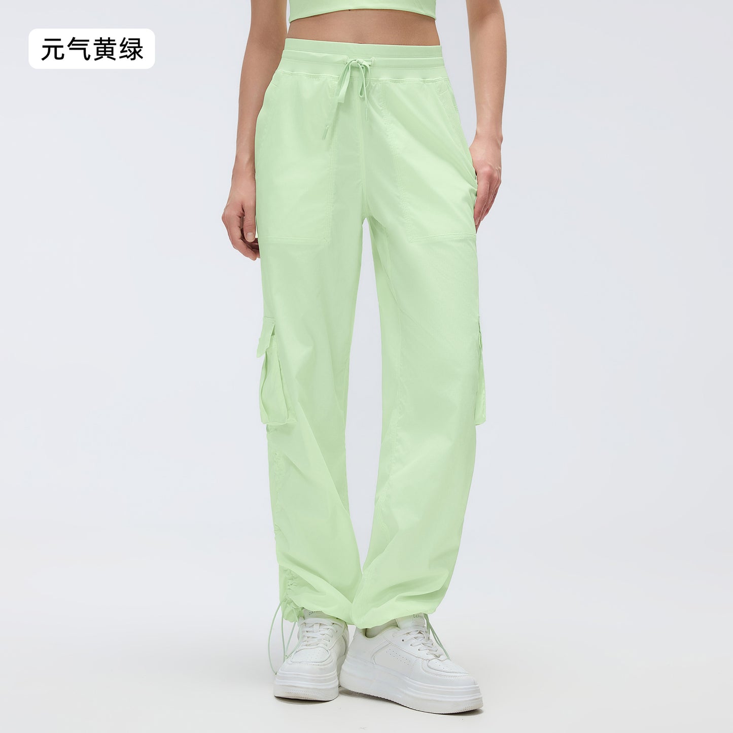 12/2024 Nuevo pantalón de correr al aire libre ligero de secado rápido para mujer con cordón, bolsillo grande, pierna ancha, estilo cargo casual D25001