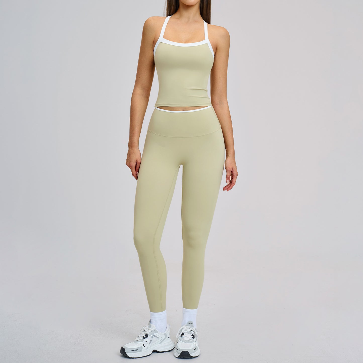 06/2025 Traje de yoga de color contrastante con espalda cruzada, traje de yoga ajustado, traje deportivo de fitness para correr para mujer 2027